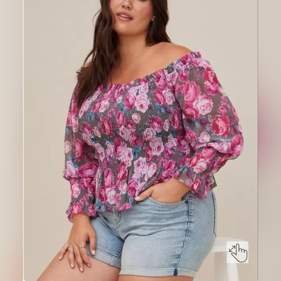 Torrid Crinkle Chiffon Smocked Waist Size 2X  Off Shoulder Floral Crop Top Boho - Picture 1 of 12